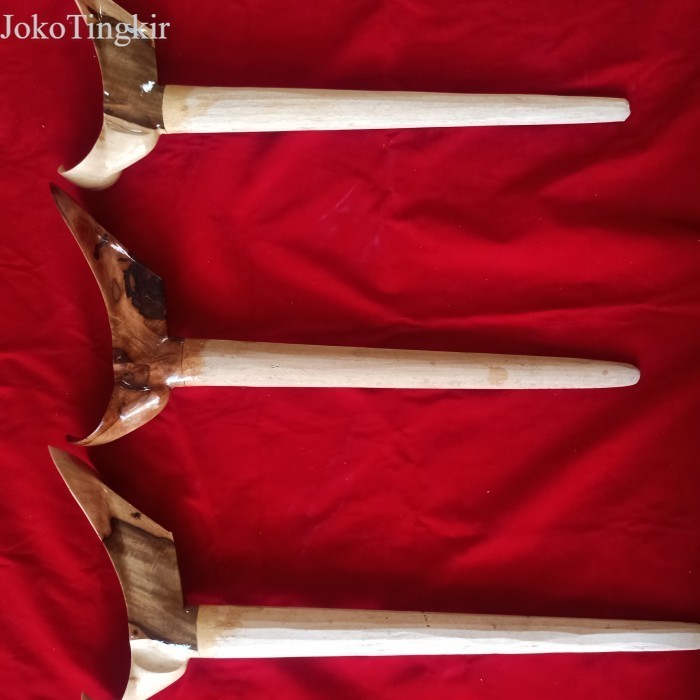 

Warangka Kayu Timo D antik
