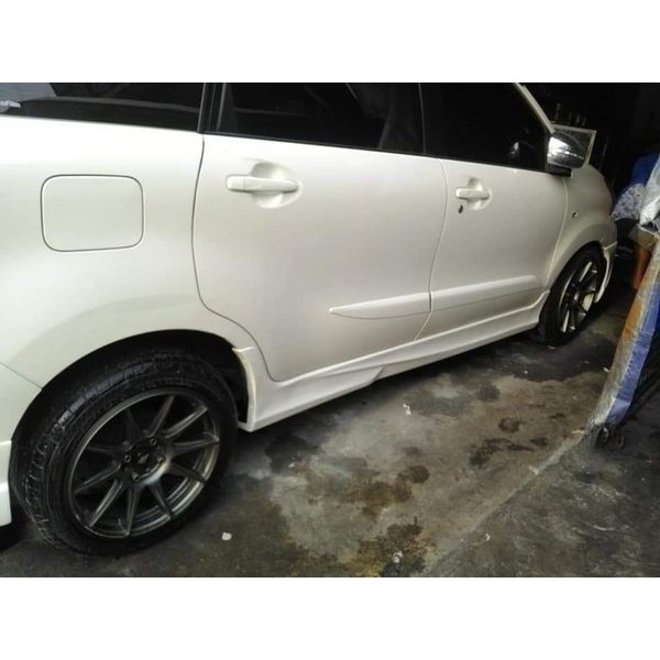 aksesoris mobil .bodykit avanza 2015 2016 2017 TUNGGU APALAGI