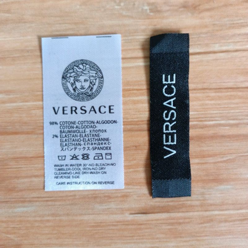 

kaos Officialtag label versac3 Official