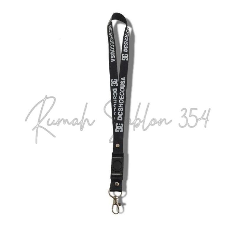 

lanyard DC gantungan kunci DCSHOECOUSA distro merk / tali lanyard name tag gantungan leher id card / pods