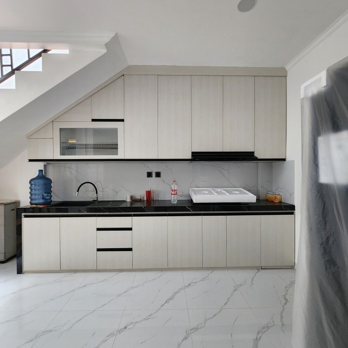 kitchen set minimalis modern custom hpl atas bawah