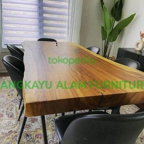 

meja makan kayu jati asli ukuran 150×70×4cm GUFU Mebel Jepara