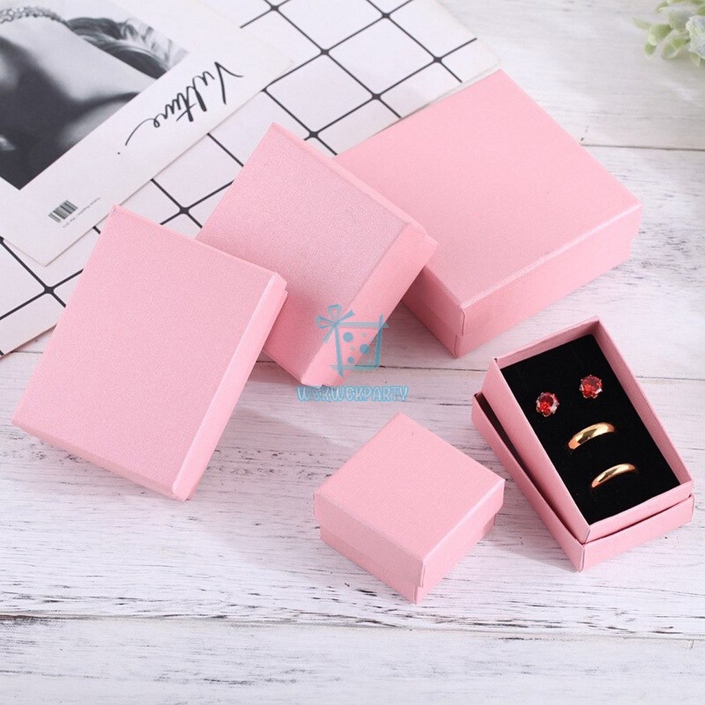 

BOX EKSKLUSIF PERSEGI | Gift Box - Hard Box - Kotak Kado - Kotak Hadiah - Retangle Cardboard Box