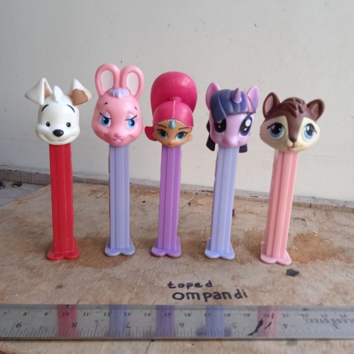 

Toys 5 pcs mainan pez campur