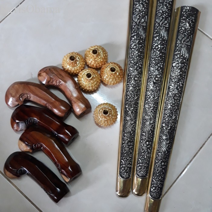 

Deder 5 selut 5 pendok 3 Antik