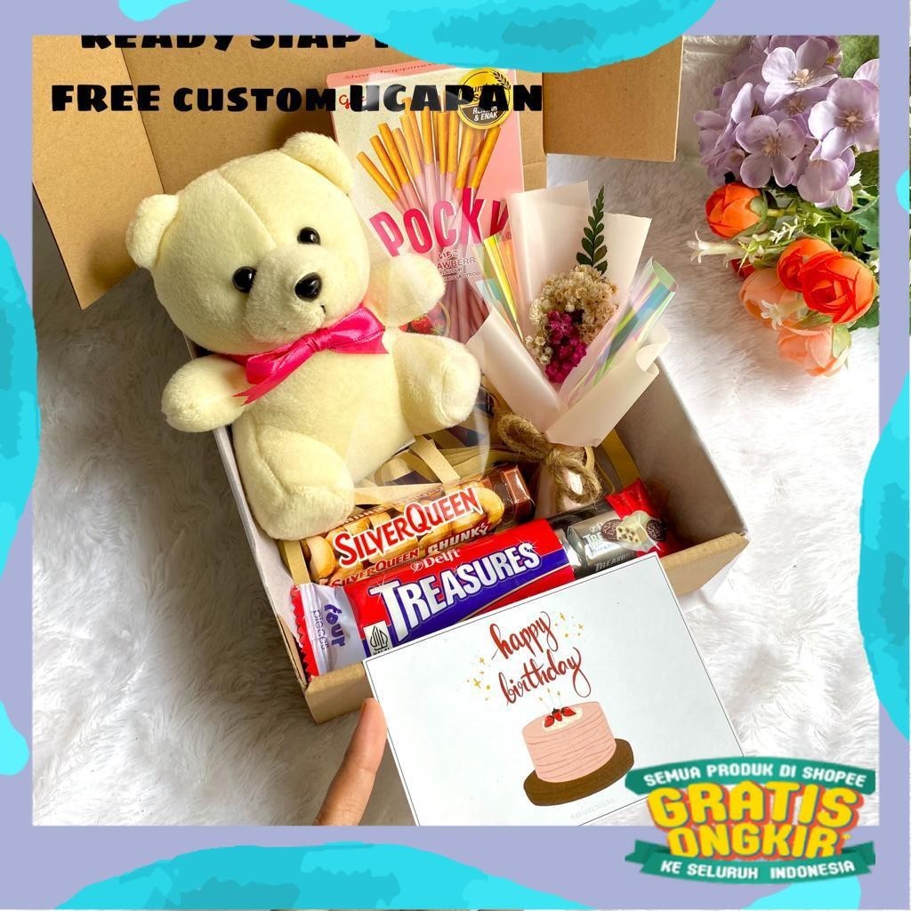 

Hadiah Ulang Tahun Cewek / Hampers Boneka dan Snack / Kado Pacar Anniversary / Gift Box Coklat Valentine/ kuning coklat abu ungu sage