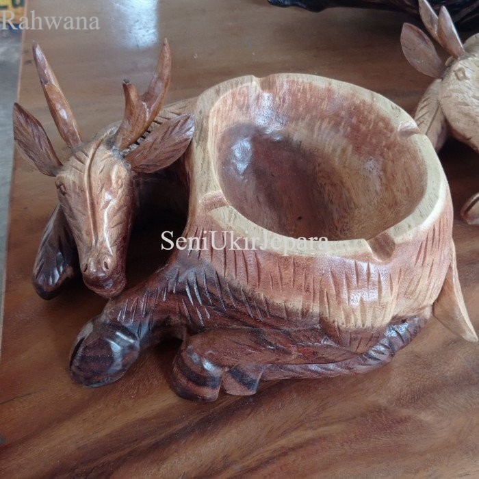 

Asbak kayu seni ukir furniture jepara Murah murah