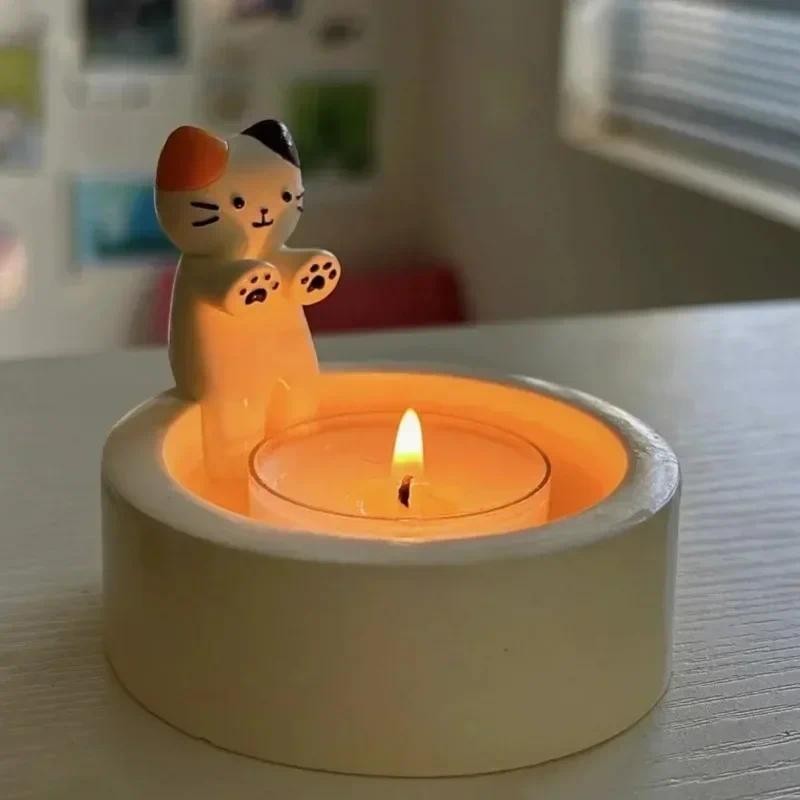 

Kitten Candle Holder Cute Cat Candlestick Creative Aromatherapy Candle Holder Durable High Tempe Cartoon Candlestick Decoration