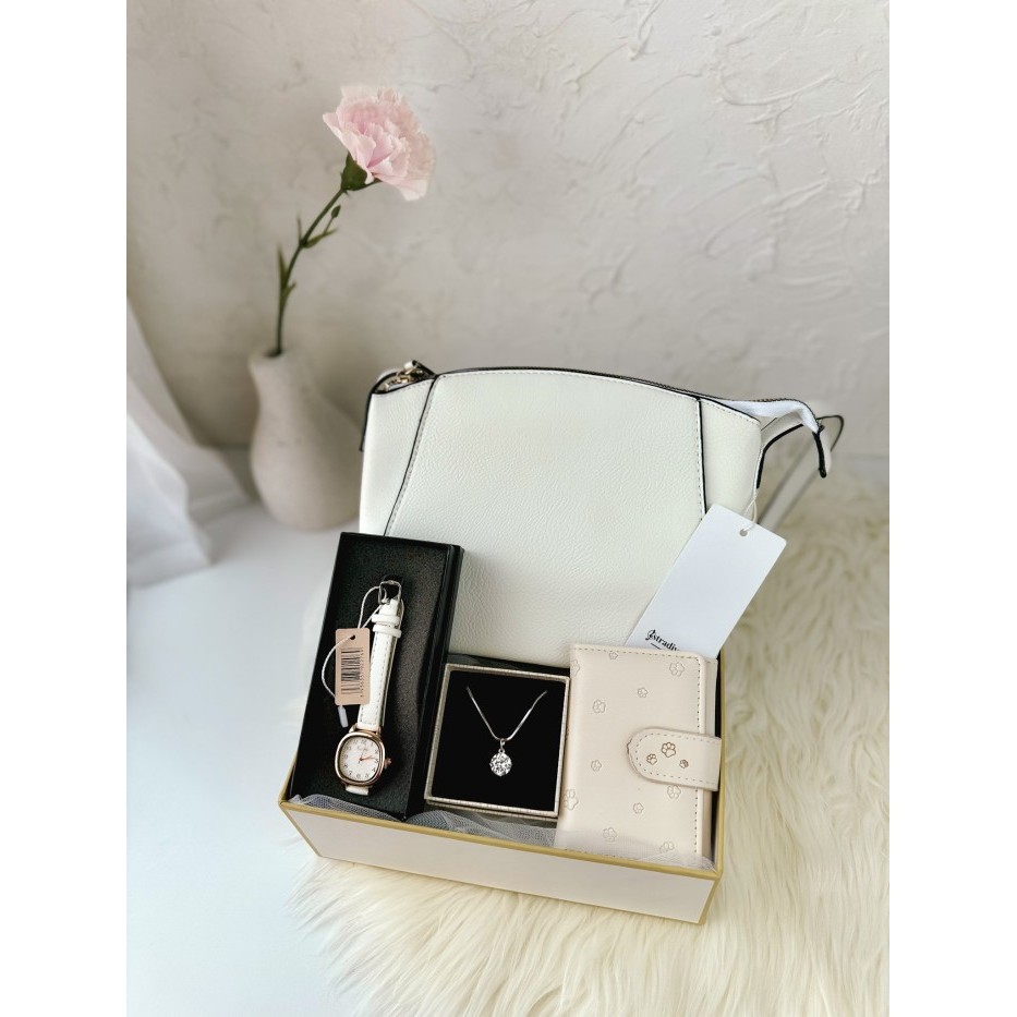 

[New Arrival]Promo!!! KADOPEDIA Gift Hadiah Kado Ulang Tahun Wanita Istri - Gwangju(UT010) - Amelie, Black