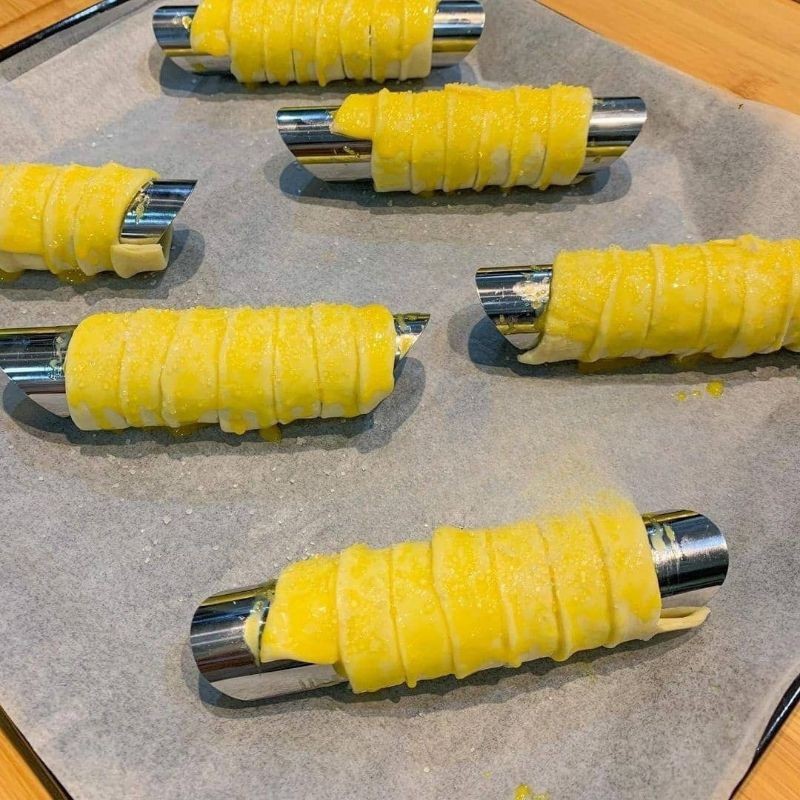 cetakan horn pastry | cetakan cannoli puff pastry | kue croissant