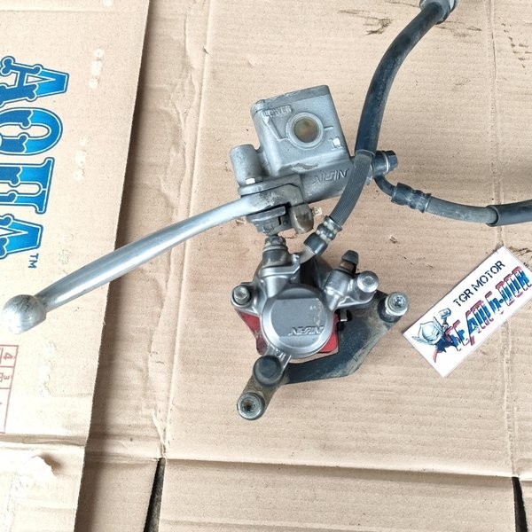 master rem set hendle depan set kaliper pala babi cakram rem depan nissin ori original honda revo fi