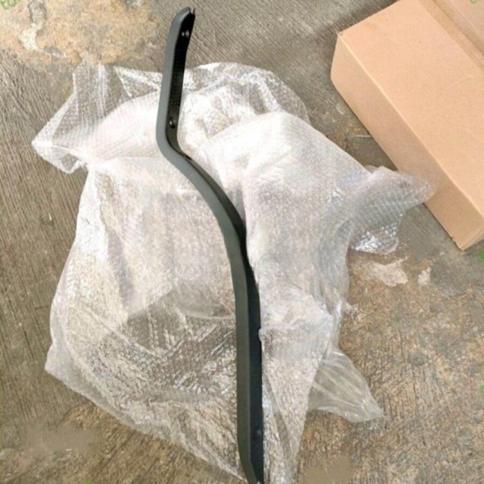 Jepitan Karpet Isuzu Traga