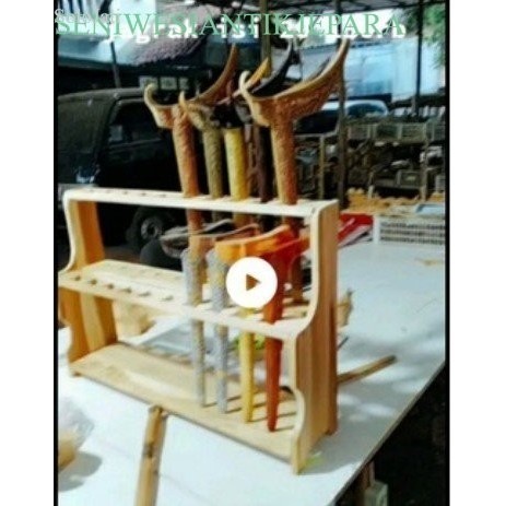 

Jagrak KRS Minimalis Isi 14 Bhn Jati Hrg Pengrajin antik