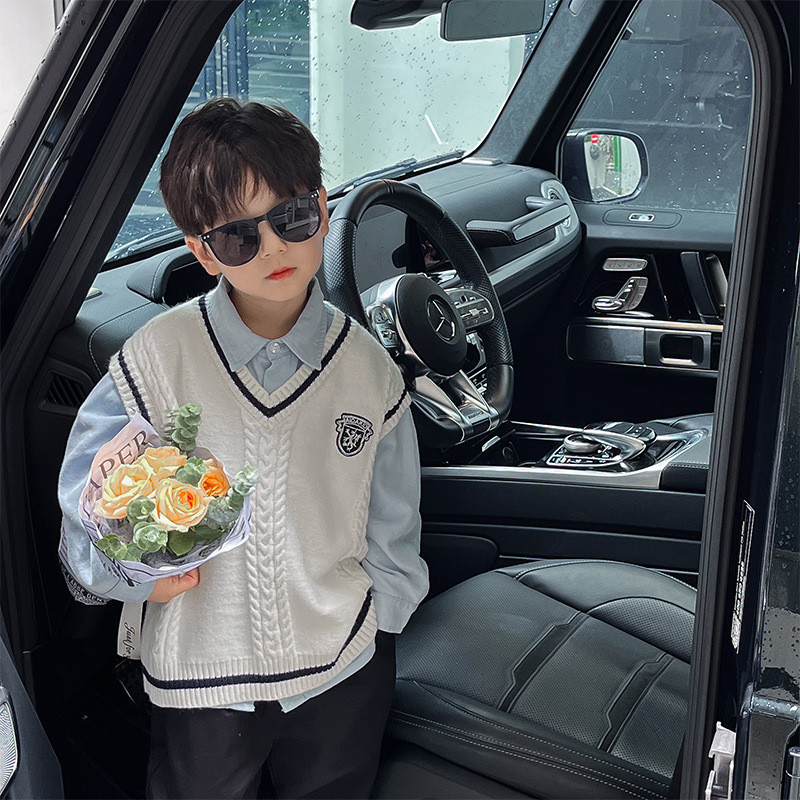 Children's Sweater 2024 Tongku Spring New Korean Edition Baby Casual Vest with Western Style Academy