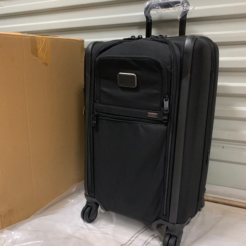 Koper Tumi Alpha 3 dual acces 4 wheeled carry n Canbin