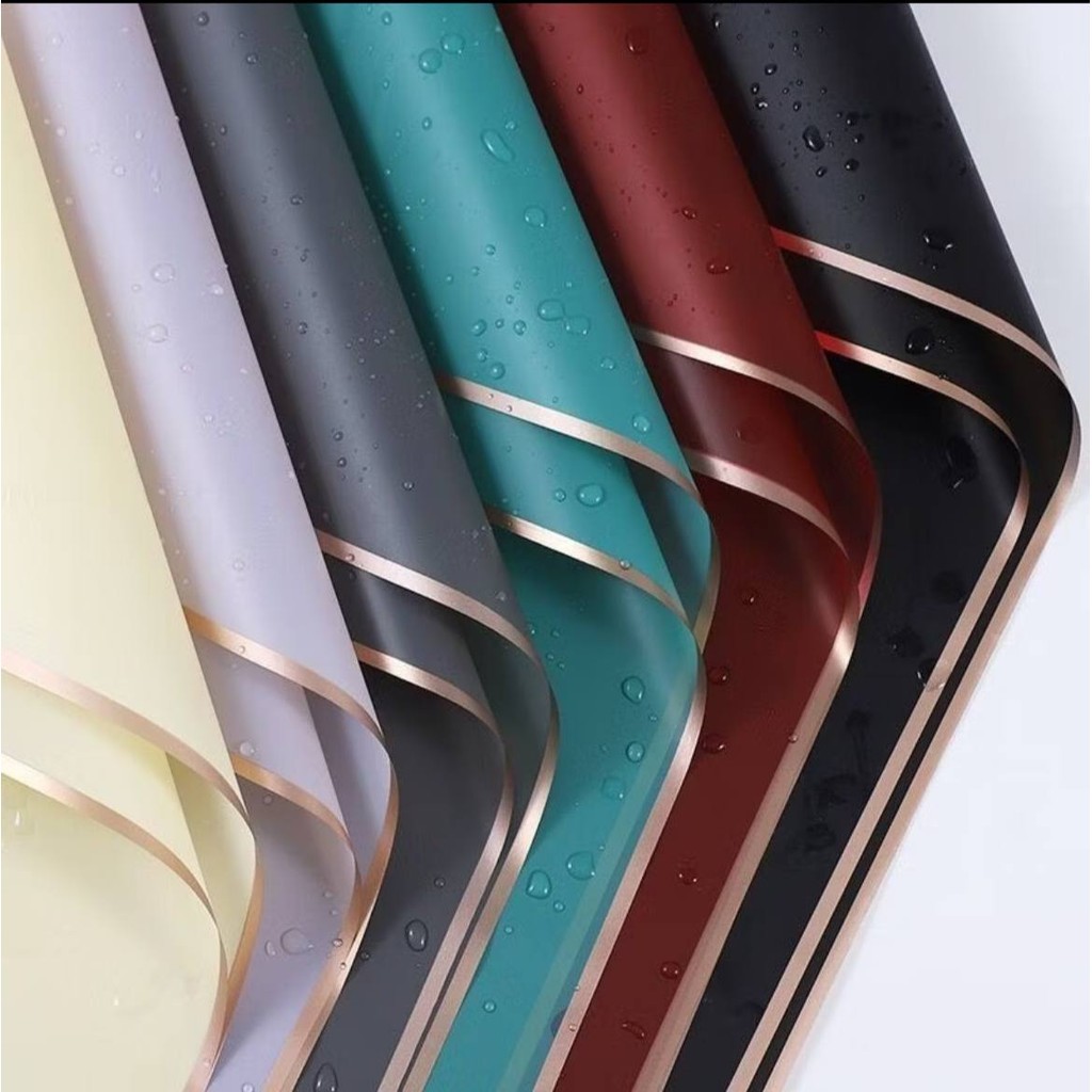 

ISI 20LEMBAR CELLOPHANE LIST/ FLOWER WRAPPING PAPER/KERTAS BUCKET BUNGA LIST GOLD
