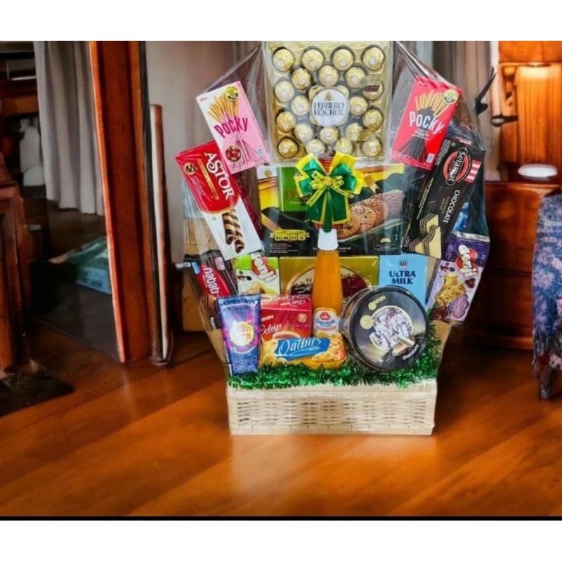 

Parcel Lebaran Coklat Fererro Besar / Hampers Hari Raya Idul Fitri Mewah
