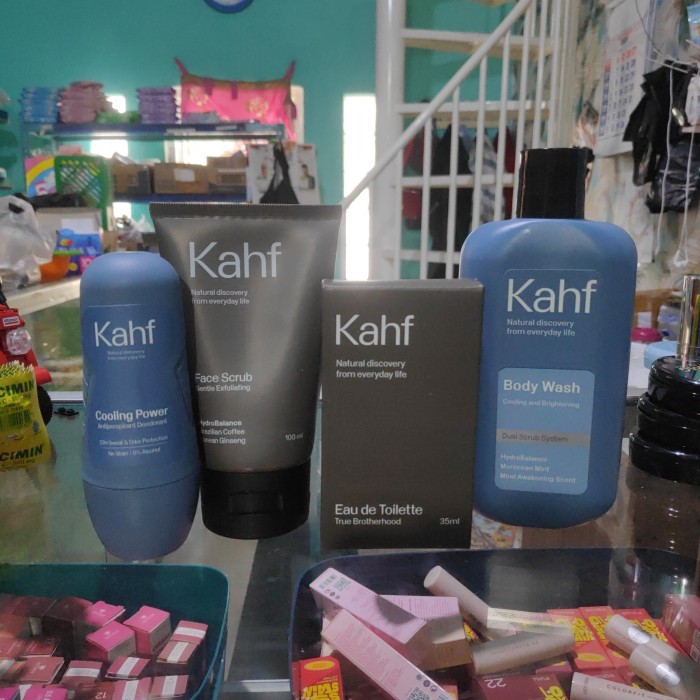 

Paket Hampers Ramadhan Kahf Revered Oud Essential Bundling Hadiah Pria - No Box Paket 4