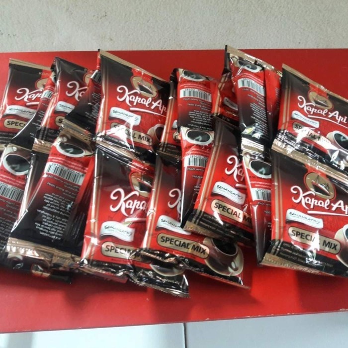 

Kopi Kapal Api Special Mix, (Minimal Pembelian 10pcs/1 renceng) - Naura Sukses Mart