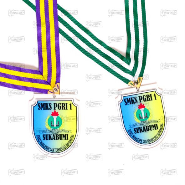 

Medali akrilik Custom print UV hampers kado unik hadiah ultah boyfriend wisuda best mom