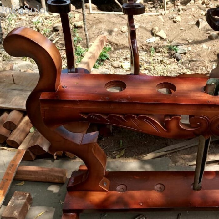 

jagrak keris/tombak isi 5 murah