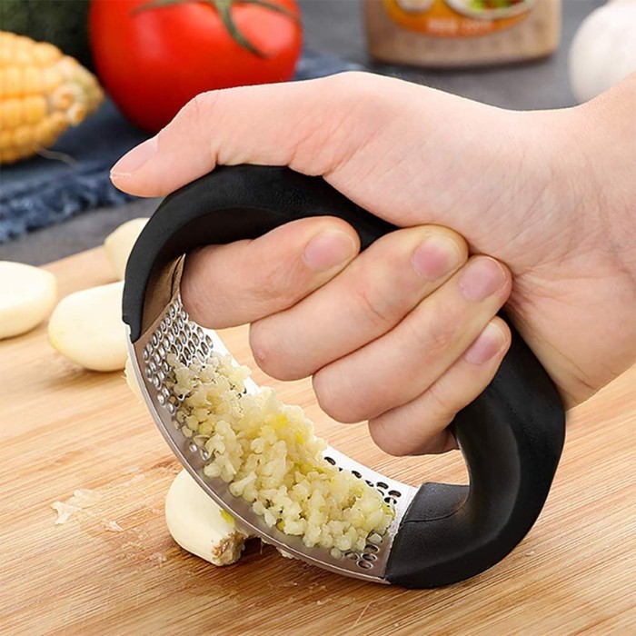 Garlic Presser Crusher Alat Penghancur Parut Tekan Bawang Putih Press