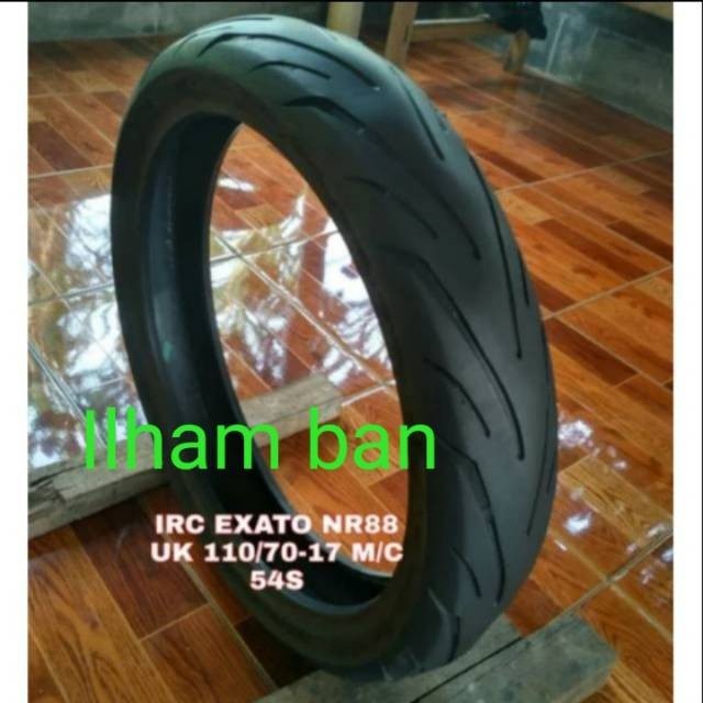 Ban seken tubles IRC ukuran 110/70 ring 17