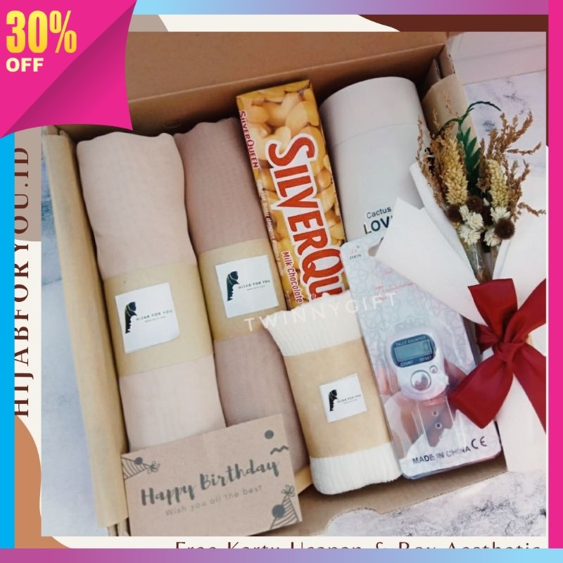 

Kado Pasangan Romantis Kreatif Unik Keren Murah / Hampers Hijab Giftbox Kado Cewek Ulang Tahun Wisuda Anniversary Lebaran