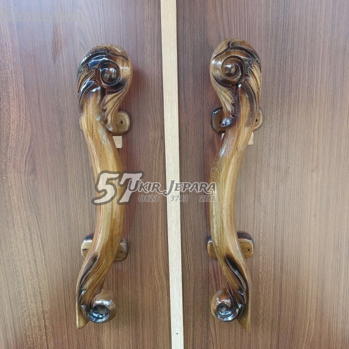 

Tarikan / Gagang pintu ukir jepara - Handel rumah kayu jati simpel - Matengan Murah