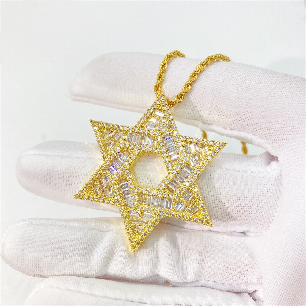 Grosir Perhiasan Halus Kustom Perak Murni 925 Wanita Moissanite Bertatahkan Penuh Liontin Bintang En