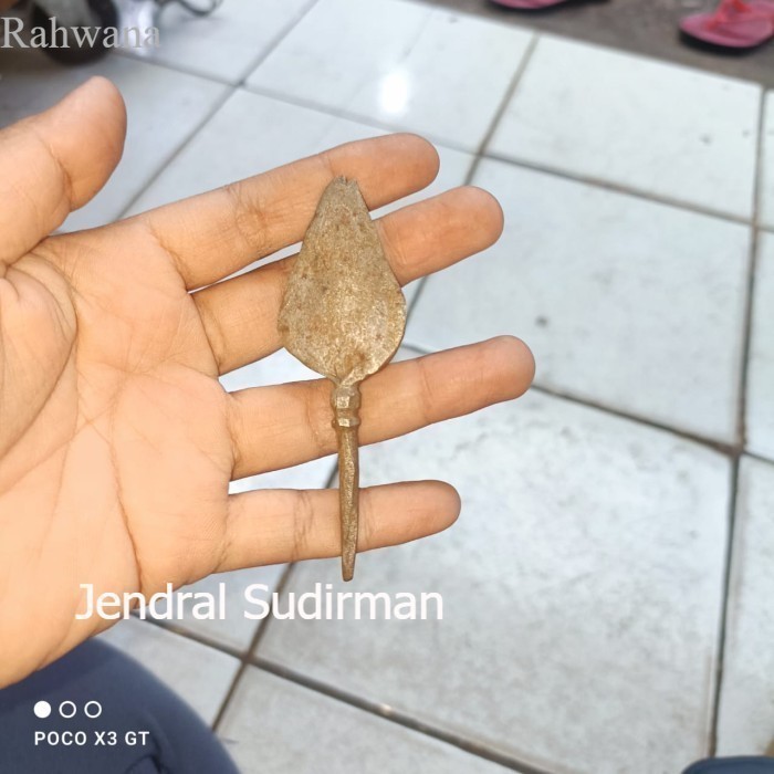 

ajimat tombak dong waru sepuh singasari Murah Meriah JD21 Antik