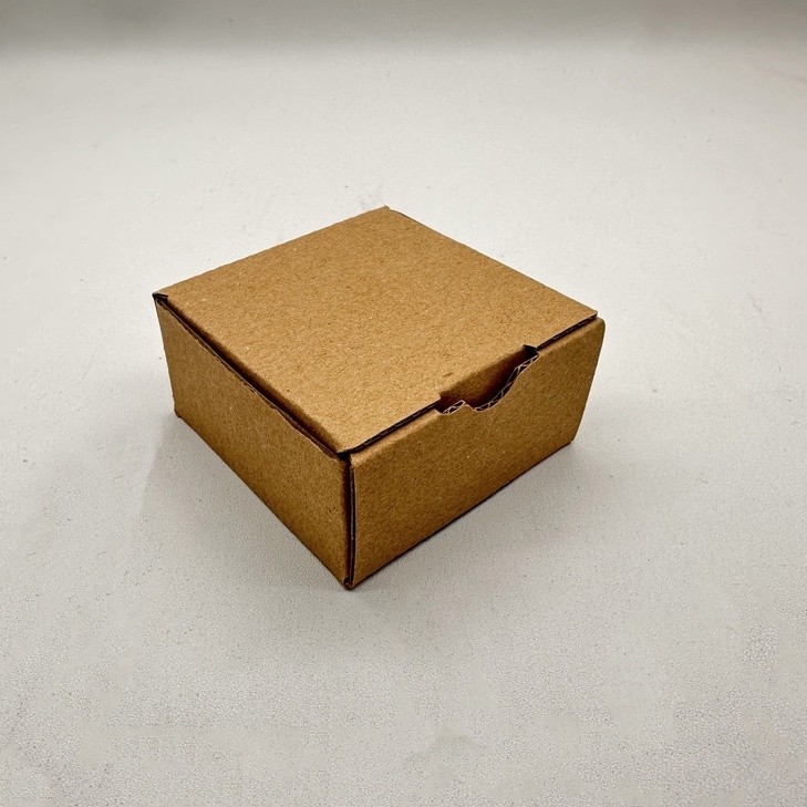 

DISKON KARDUS / KOTAK PIZZA DIECUT Uk. 6x6x3 CM