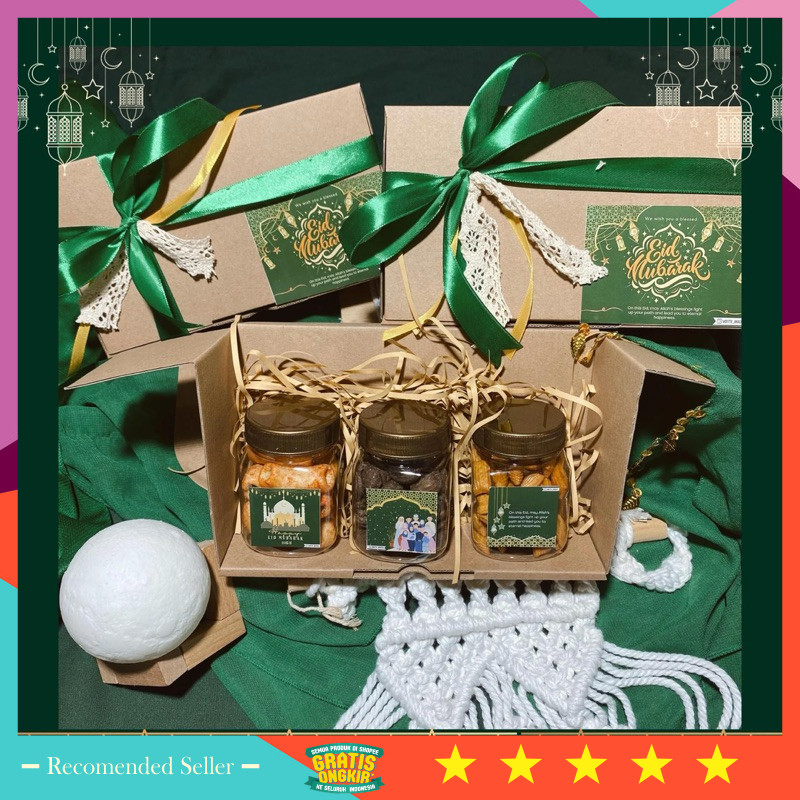 

Hampers Wedding Anniversary Wisuda Keren Unik / HAMPERS LEBARAN/ HAMPERS IDUL FITRI/ EID MUBARAK/ BOX HAMPERS/ KUE KERING/ HAMPERS MURAH/ SNACK BOX/ GIFT BOX/