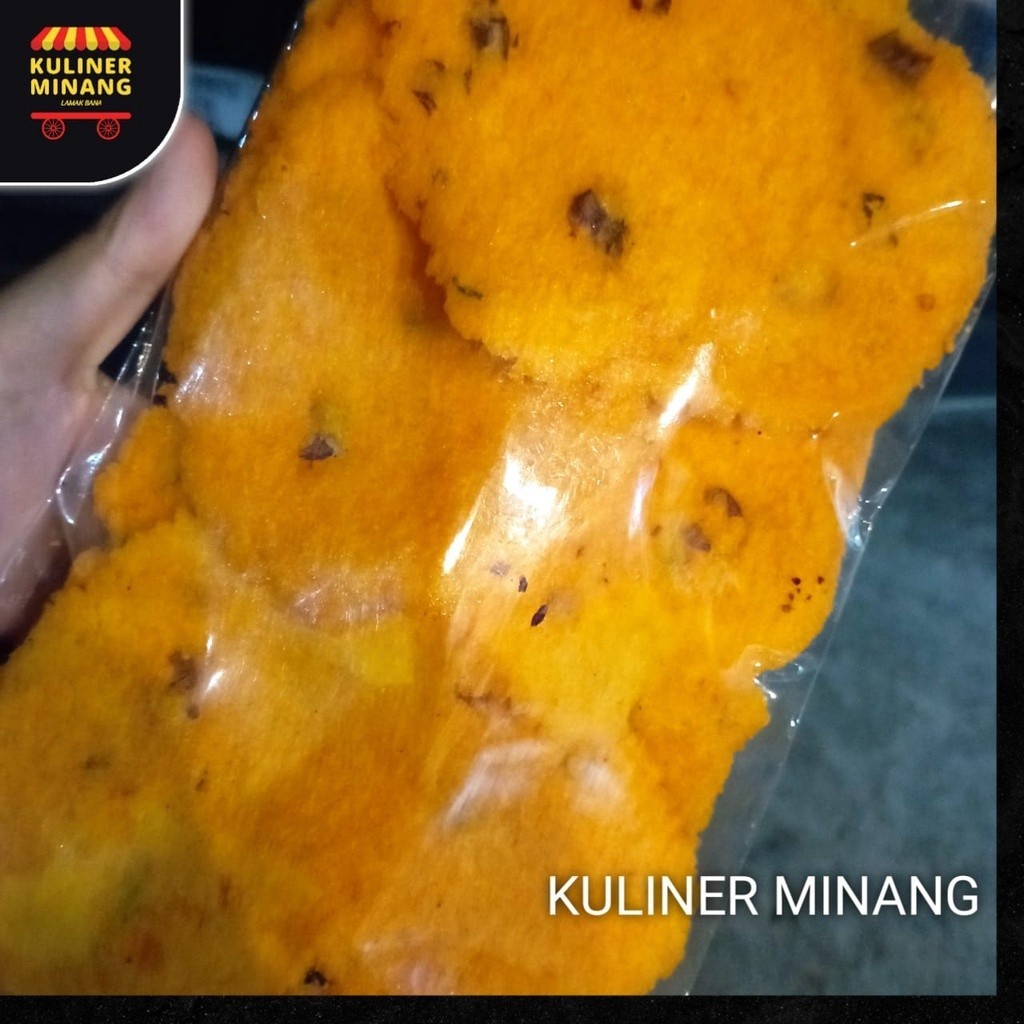 

Kuliner Minang Kerupuk Lento Padeh Lebar Renyah Laweh Gurih Minang Oleh Oleh Cemilan Makanan Khas Padang Jajanan Snack