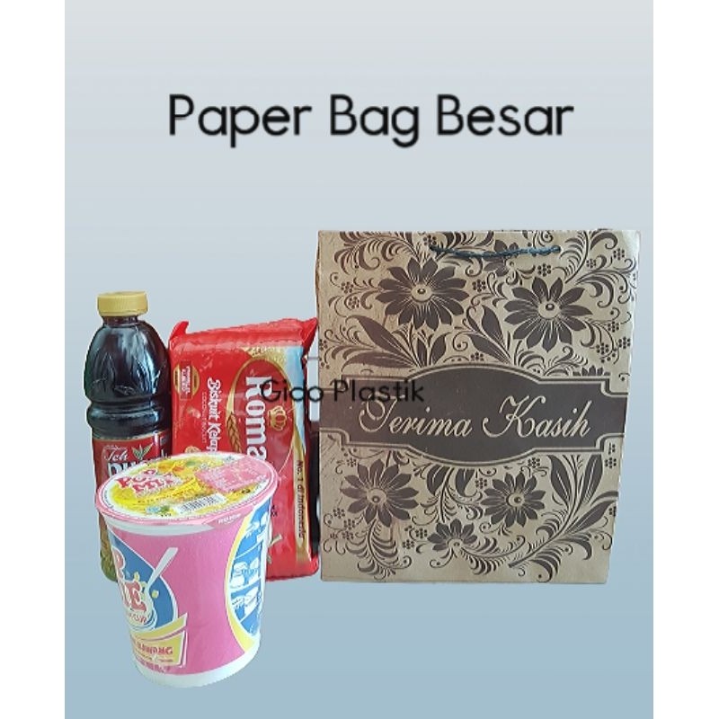 

PAPER BAG BATIK UKURAN 21,5 cm x 6 cm x 26 cm.