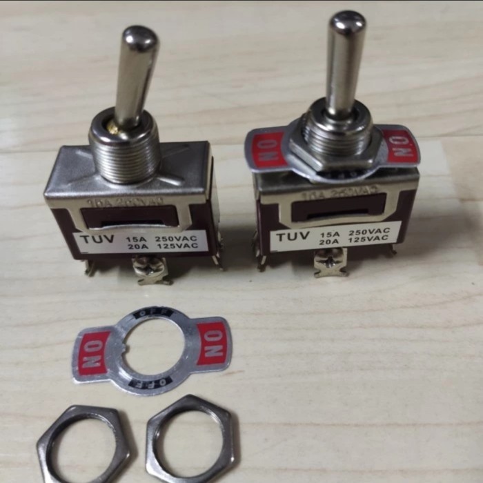 Toggle Switch Saklar Toggle 3Pin ON Off ON