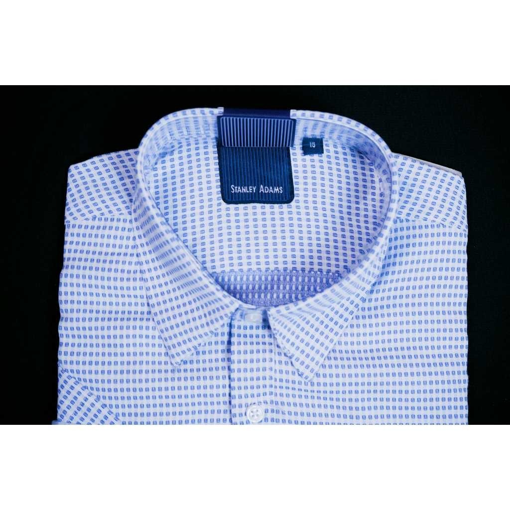 Kemeja Pria Lengan Pendek STANLEY ADAMS Reguler Fit Dasar Putih Motif Biru Muda  | Hem Pria Reguler