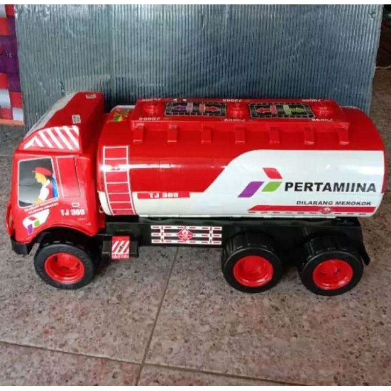 MAINAN MOBIL TRUCK TANGKI PERTAMINA/MOBIL PERTAMINA UKURAN BESAR