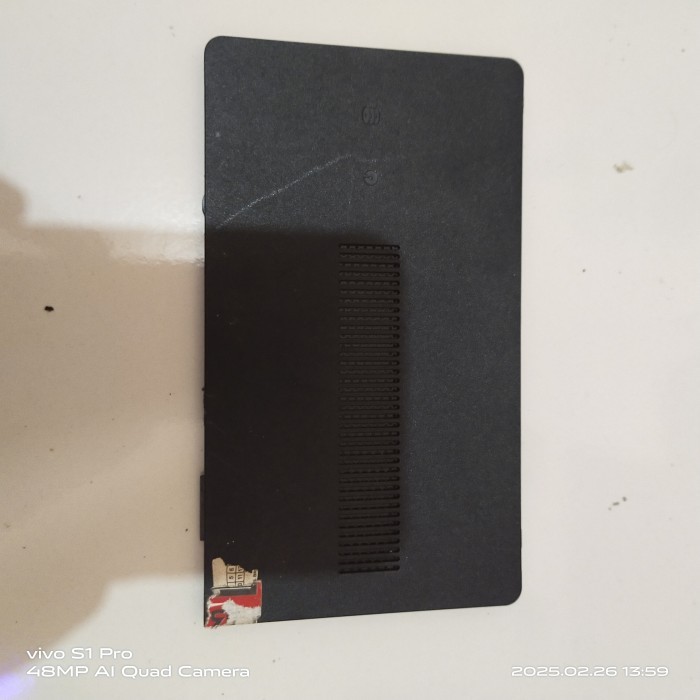 Tutup HDD Laptop hp Presario CQ43 Copotan