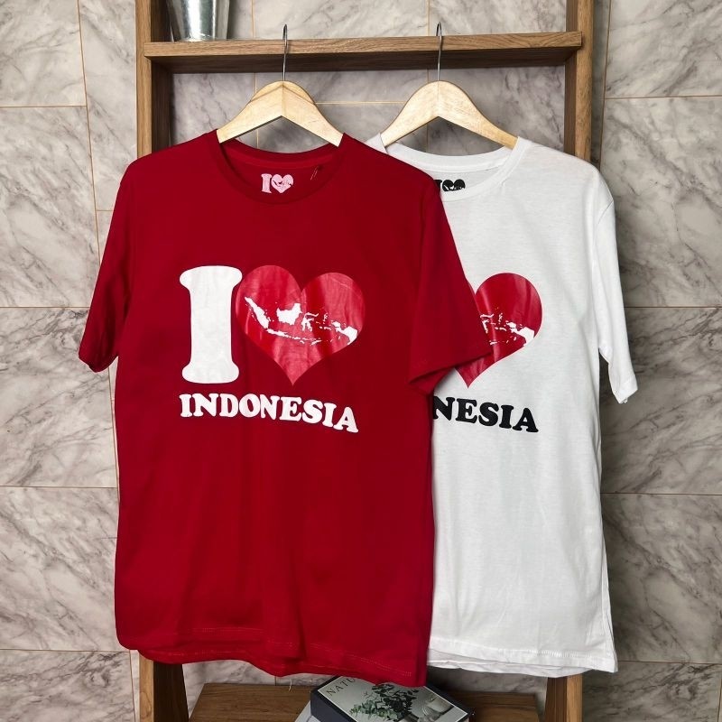 kaos kemerdekaan (KL8)