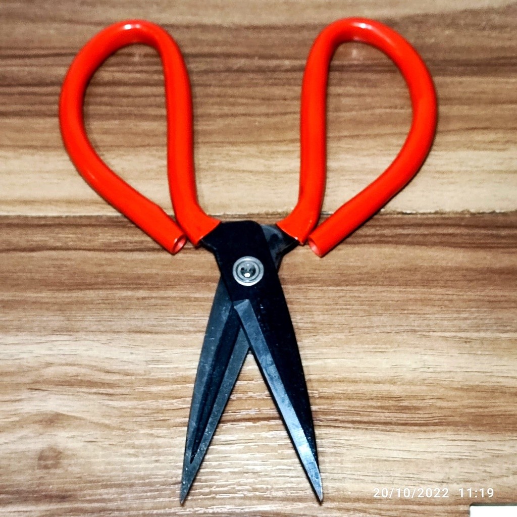 

Gunting Kodok 8"-210mm/ Gunting Kain / Gunting Seng