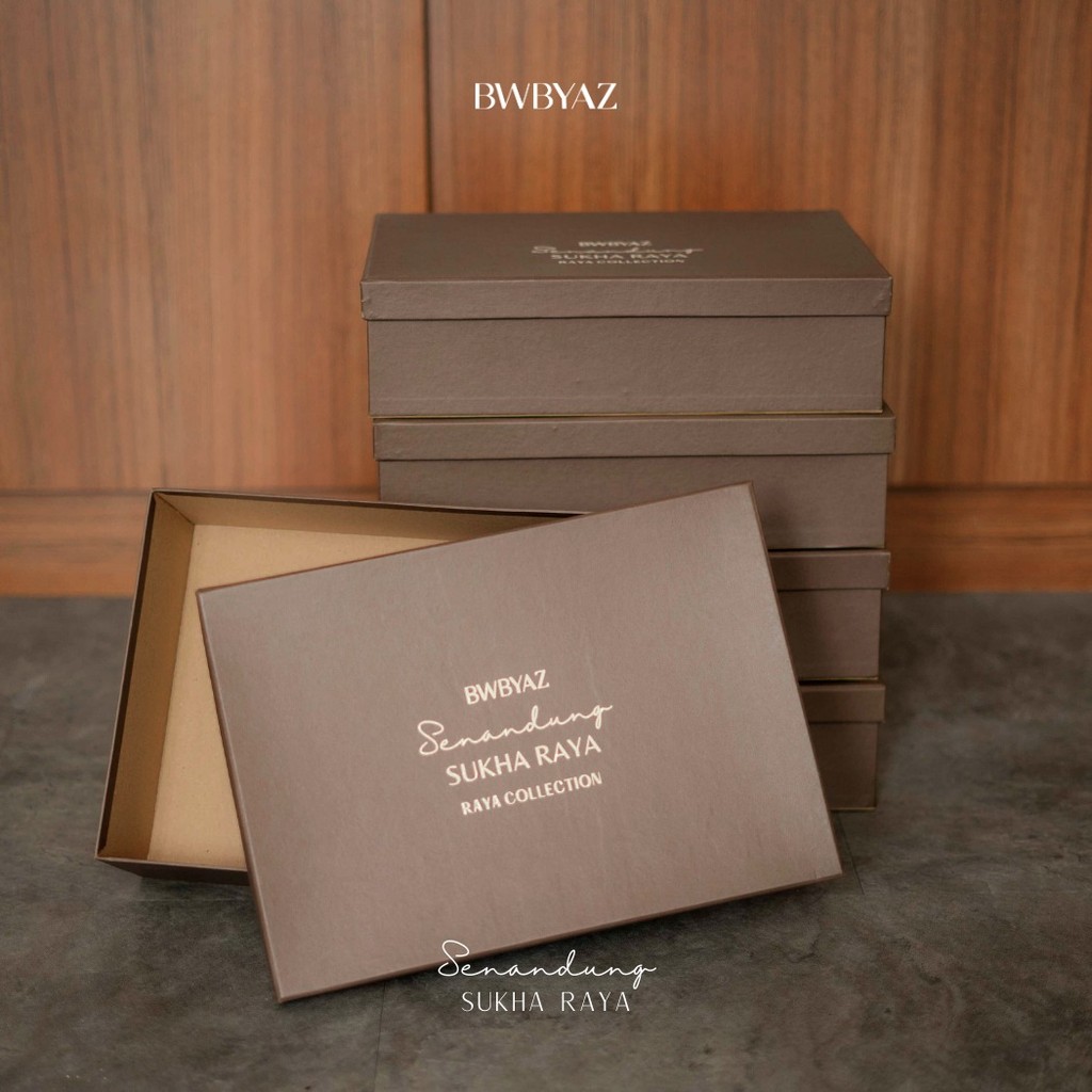 

BWBYAZ - SENANDUNG SUKHA RAYA - ADDITIONAL GIFT BOX HAMPERS (ONLY BOX)