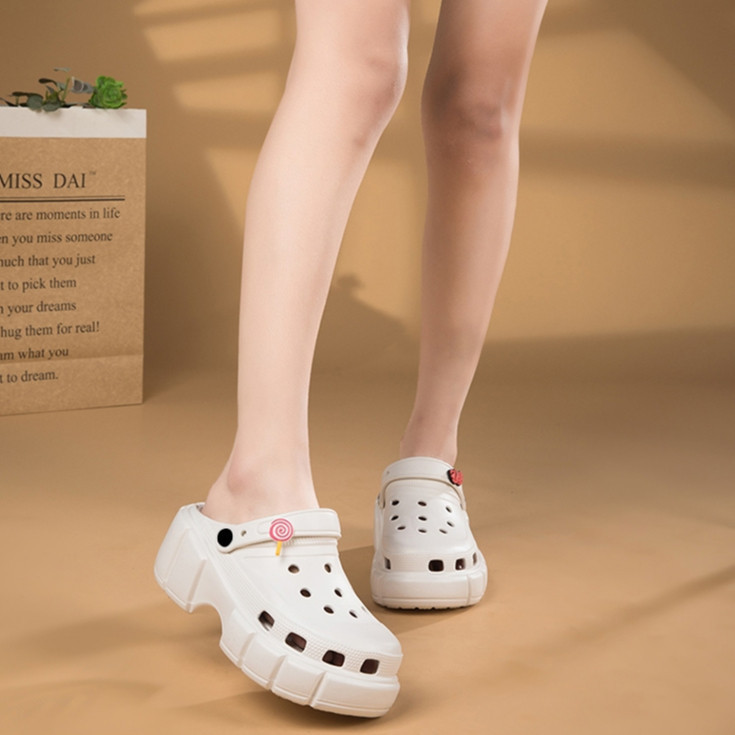 Sandal Korea Wanita Baim Jelly Frog Sandal Wanita Dewasa Sepatu EVA Korea Lubang Bawah Karet Tebal A