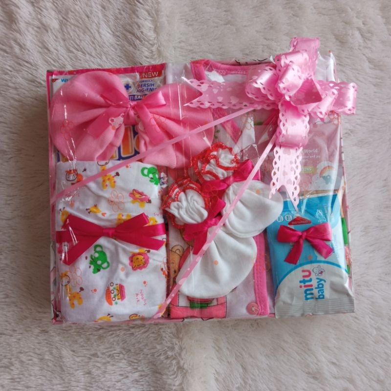 Parsel bayi baru lahir perempuan dan laki-laki lengkap murah