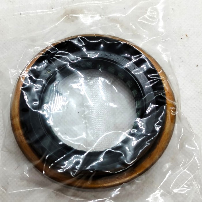 Oil seal pinion final diff gardan isuzu nhr55 nkr55 turbo quality