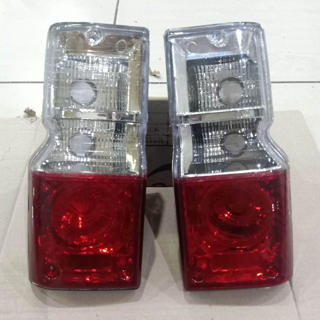 Lampu Stop Belakang Stop Lamp Mobil Daihatsu Feroza