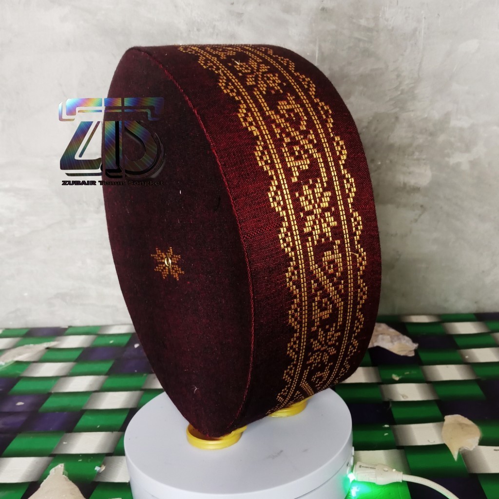 PECI EMAS HITAM MOTIF BATUBARA SUMATRA UTARA MEDAN SONGKOK SHALAT KOPYAH DEWSA