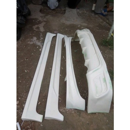 BEMPER BODYKIT AVANZA BLKANG YARIS 06 - 2010 .