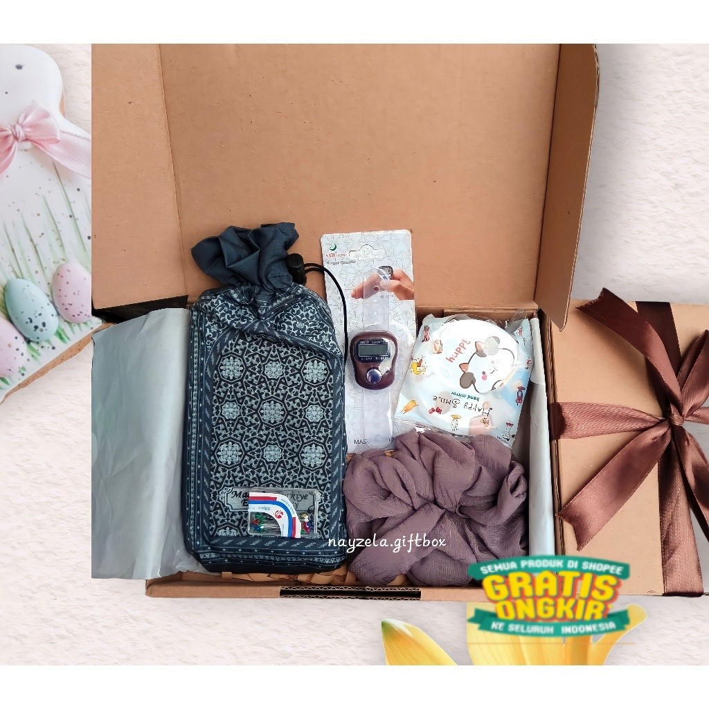 

Hampers Cewek Sajadah Travel Kado Pernikahan / Hadiah pernikahan / Hampers Lebaran/ langsung proses