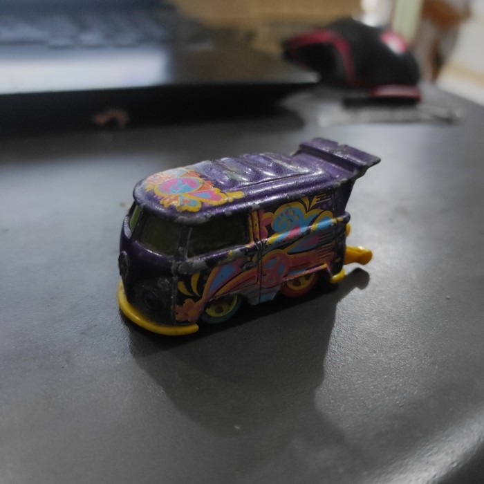 hot wheels kool Kombi ungu